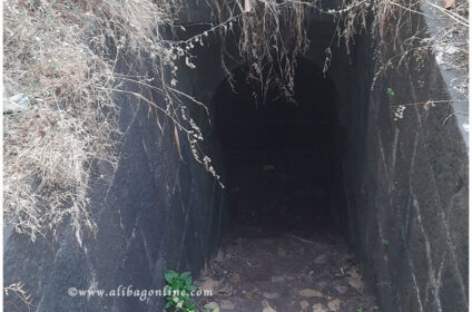 Kolaba fort underground well