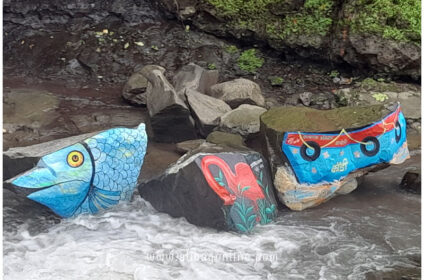 Kondi Waterfall - stone paintings